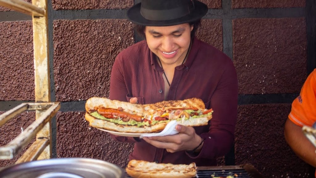 shucos hot dog al estilo chapin